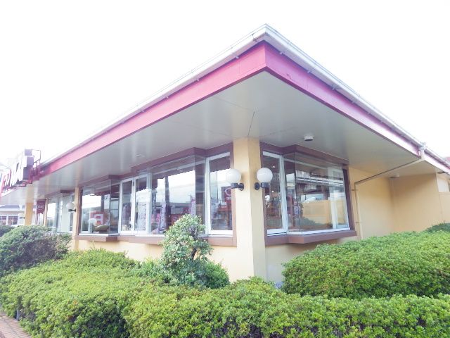 【大和高田市甘田町のアパートの飲食店】