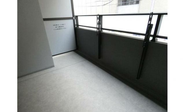 【川越市新富町のマンションのバルコニー】