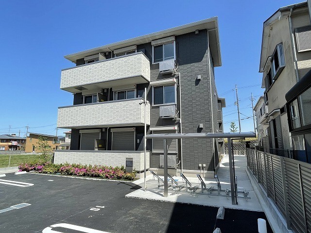 Ｄ－ｒｏｏｍ松井山手南の建物外観