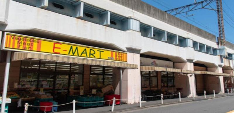 スーパー　スーパー（スーパー）まで190m