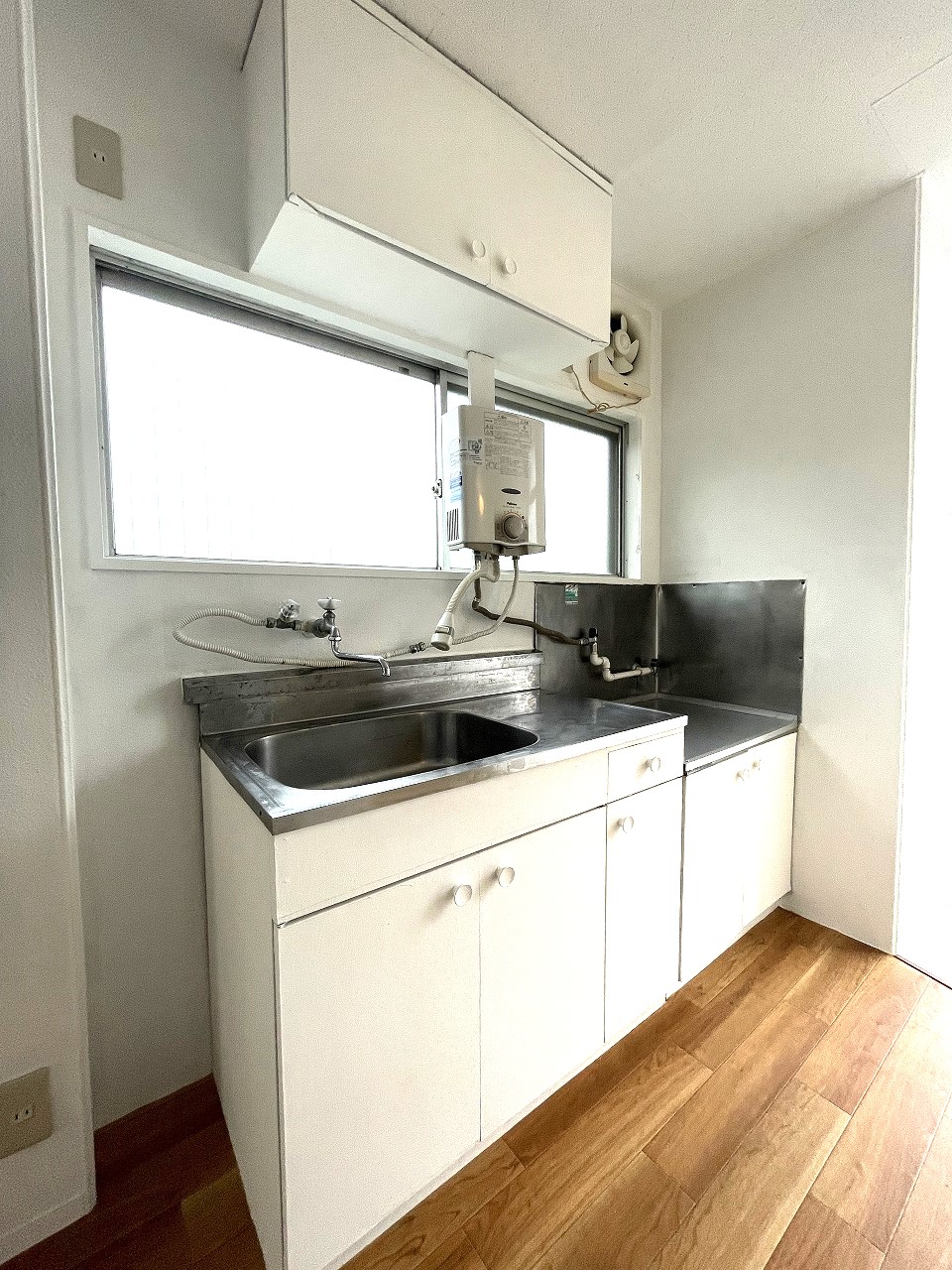 キッチン　調理スペースも確保された使いやすいキッチン