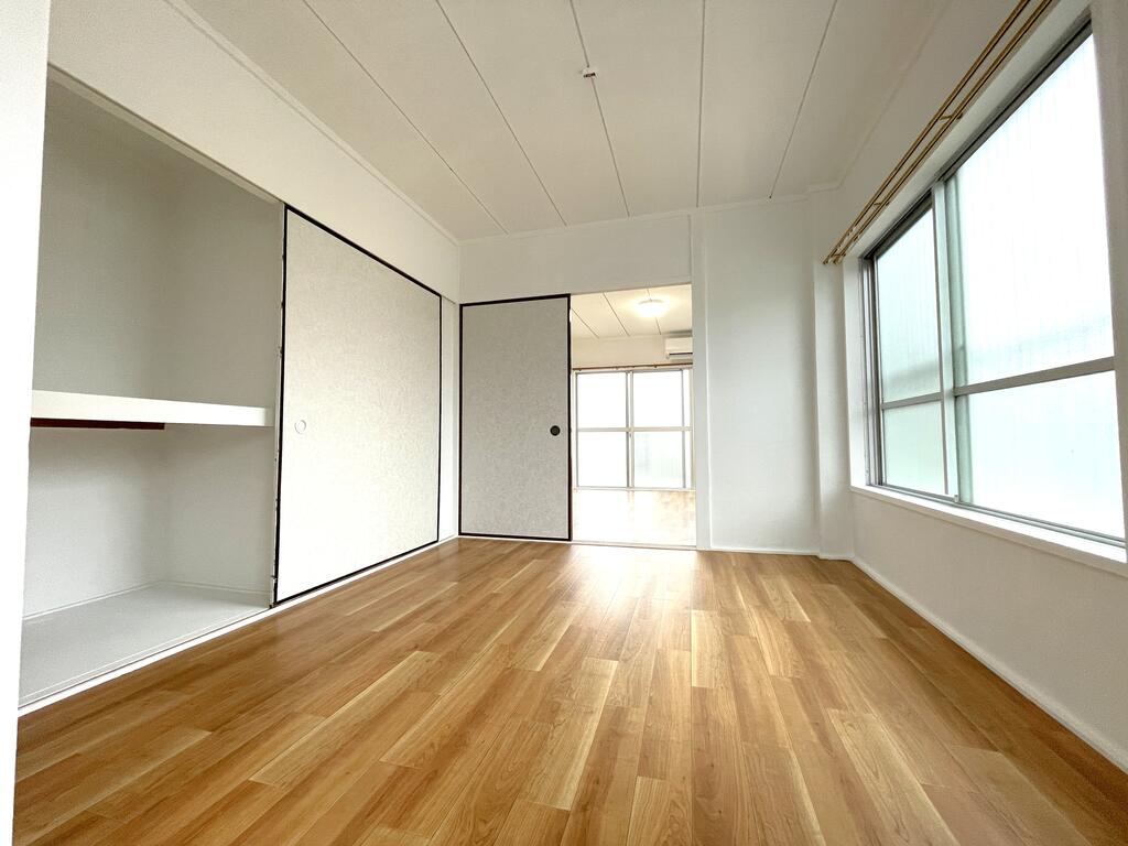 その他部屋・スペース　食事も取れる充分な広さ