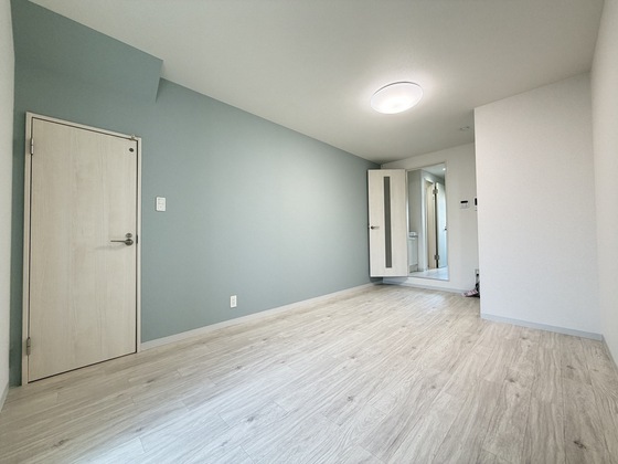 居室・リビング　※別部屋の写真です