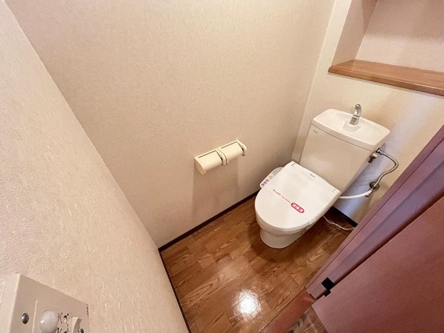 トイレ　シャワー付トイレ