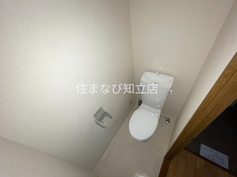 トイレ　別室同型写真