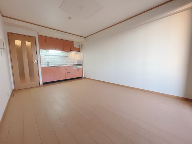 居室・リビング　同物件、別号室の参考写真です。