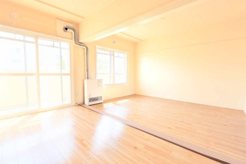 居室・リビング　明るいリビング♪