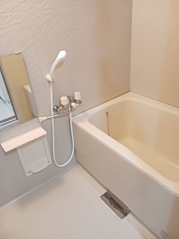 バス・シャワールーム　きれいなお風呂です