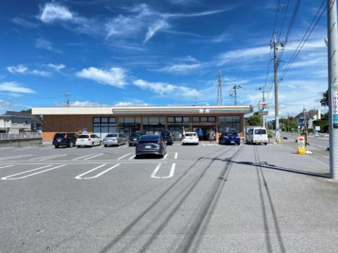 コンビニ　セブンイレブン つくば下広岡店（コンビニ）まで1261m