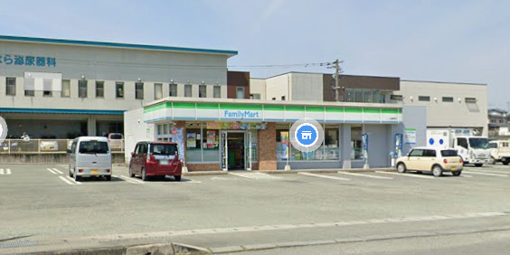 コンビニ　ファミリーマート 山鹿栗林店（コンビニ）まで2060m