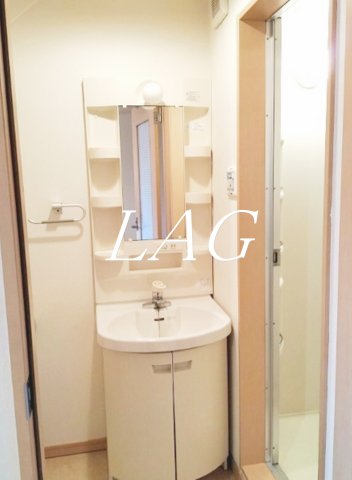 洗面設備　洗面台です。