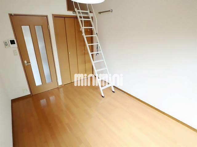 居室・リビング　別号室参考写真