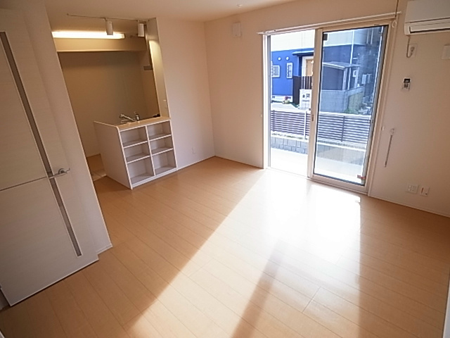 居室・リビング　別部屋