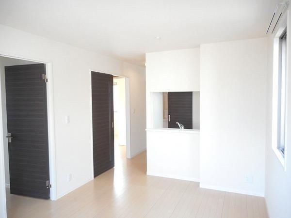 居室・リビング　カウンターキッチン！