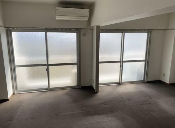 居室・リビング　お部屋です