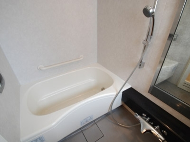 バス・シャワールーム　バス