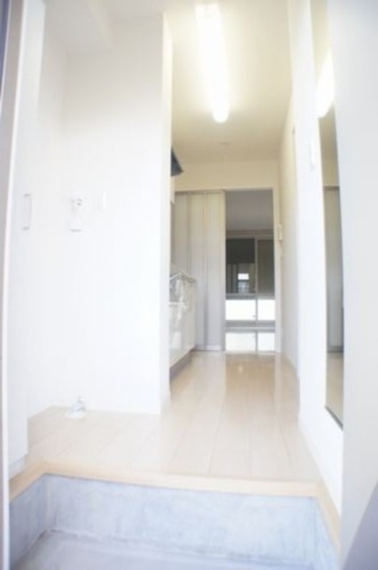 玄関　図面と現状に相違がある場合には現状を優先