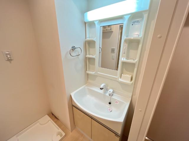 洗面設備　洗髪洗面化粧台