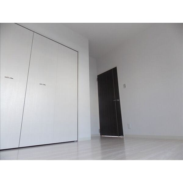 居室・リビング　反転タイプ