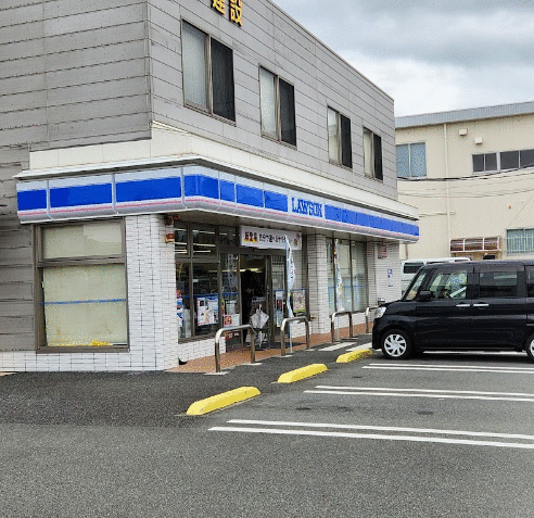 コンビニ　ローソン沼津大諏訪店（コンビニ）まで706m