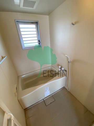 バス・シャワールーム　清潔感のある浴室です！