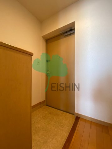 玄関　下駄箱もしっかりついてます！