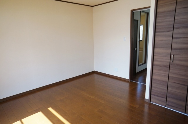 居室・リビング　フローリング7.25帖