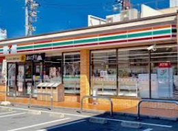 コンビニ　セブンイレブン 荒川西尾久4丁目店（コンビニ）まで386m