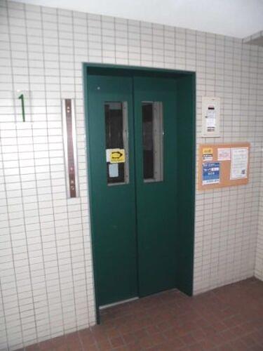 その他設備　エレベータ　※前回募集時／２０１８年８月の写真
