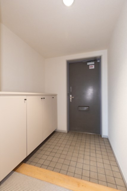 玄関　別部屋参考写真