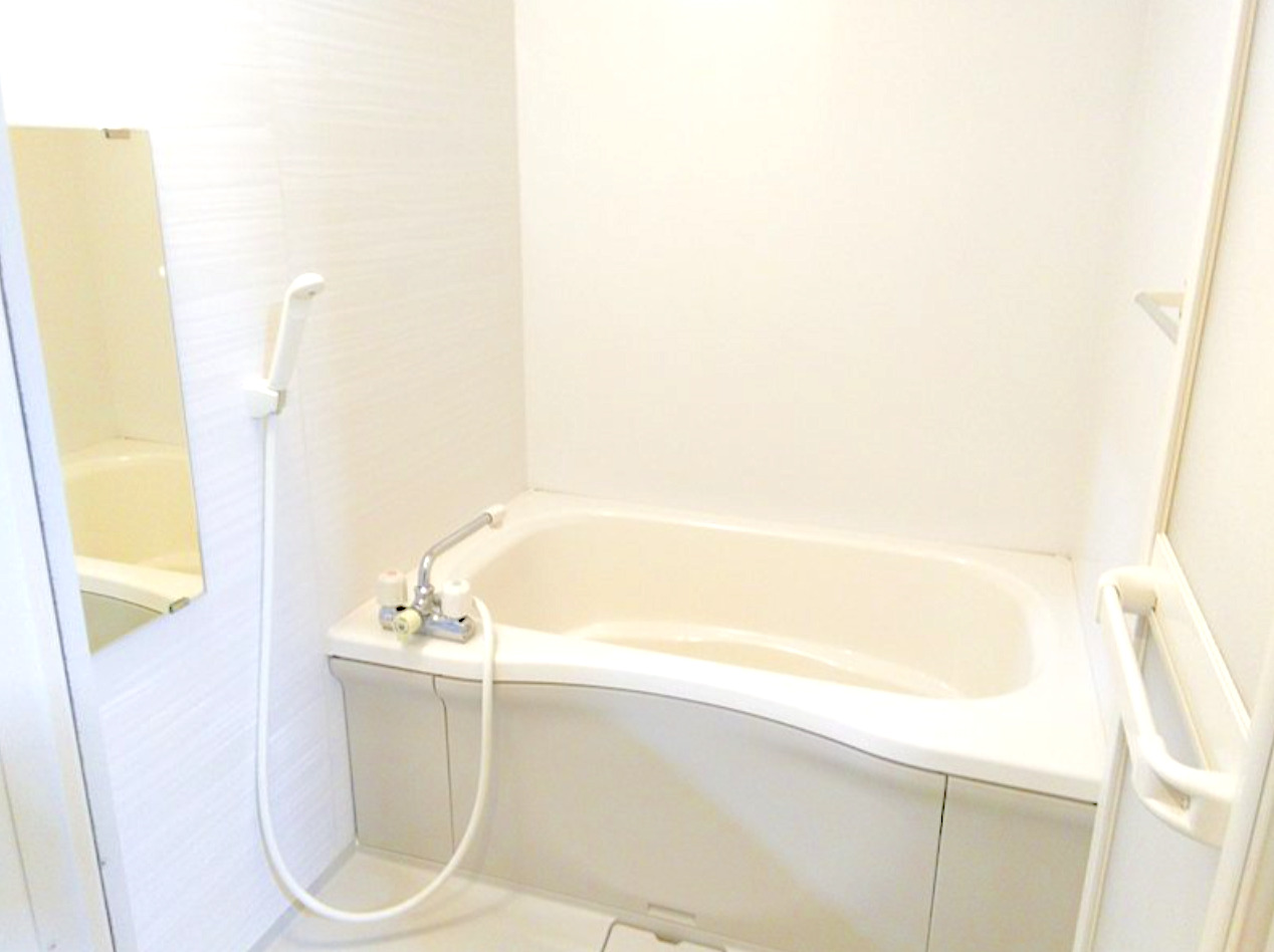 バス・シャワールーム　浴室