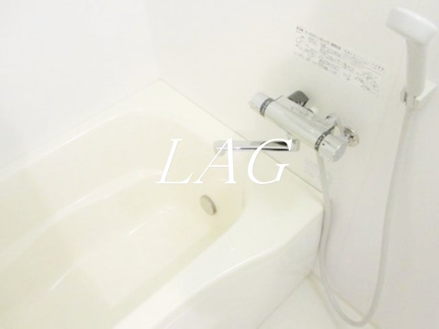 バス・シャワールーム　お風呂です。