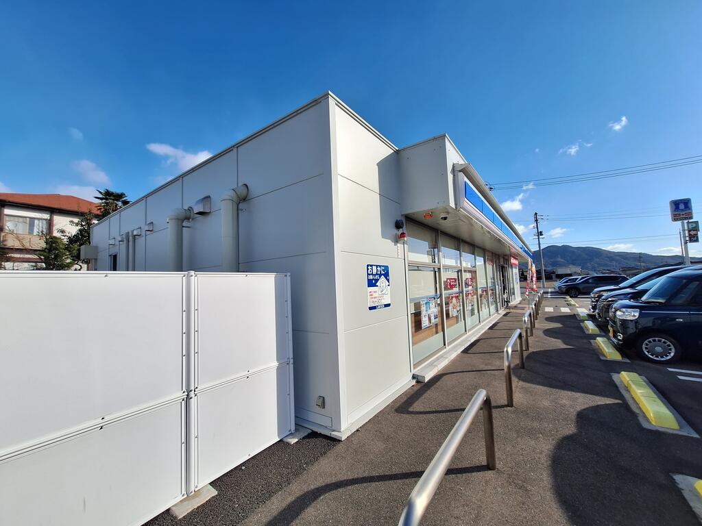 コンビニ　ローソン防府多々良二丁目店（コンビニ）まで1569m