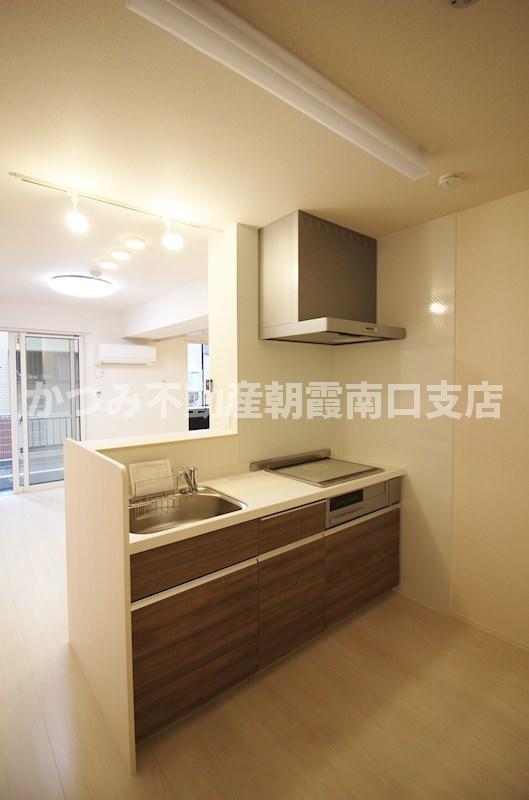 キッチン　同物件別号室参考写真