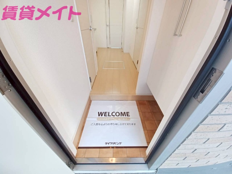 玄関　別部屋参考写真です