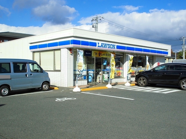 コンビニ　ローソン井原駅前店（コンビニ）まで500m