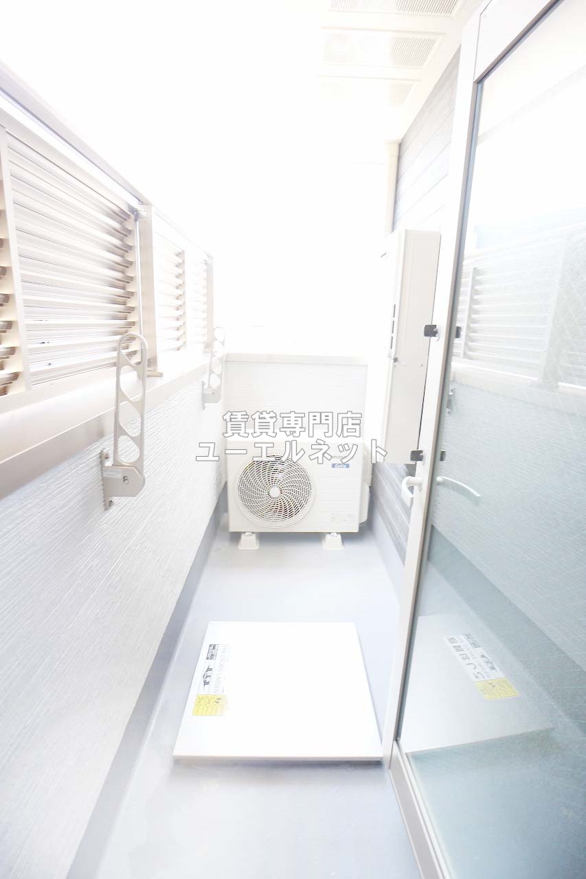 バルコニー　バルコニー付きで採光＆風通し良好！