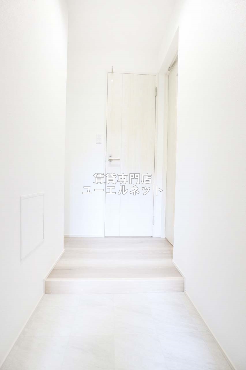 玄関　住まいの顔ともなる玄関