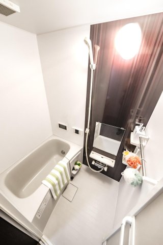 その他設備　なんと！浴室TVモニター付き＋追い炊き機能あり！