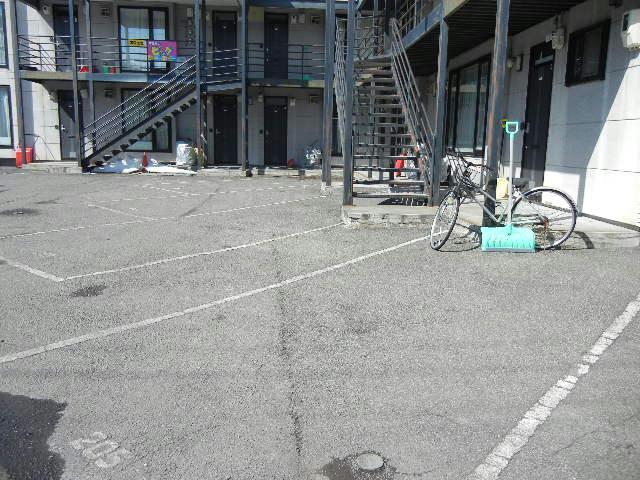駐車場　駐車場