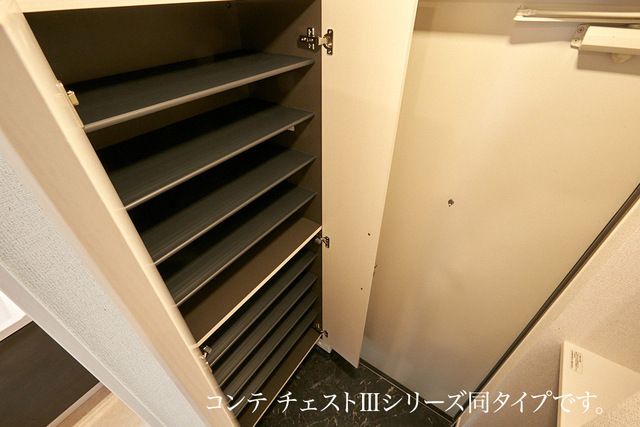 メゾンド トレーフルの内装写真