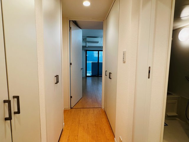 玄関　※参考写真