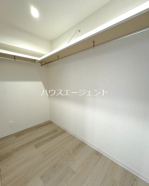 収納　ウォークインクローゼットです※参考画像