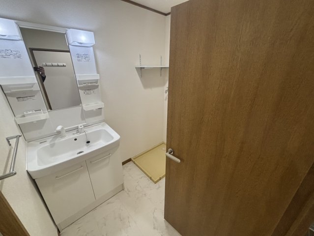 洗面設備　※同施工会社のイメージ写真※