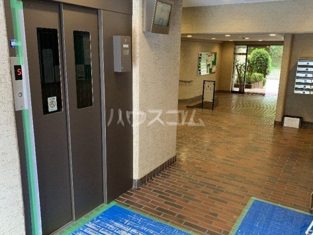 ロビー