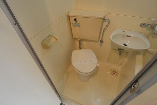 トイレ　★３点ユニットのトイレです★