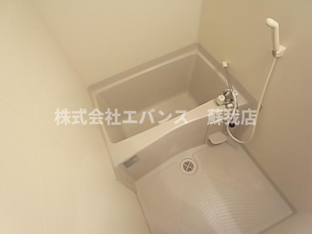 バス・シャワールーム　ゆったり過ごせるお風呂です