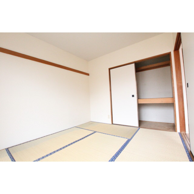 収納　押入れ収納