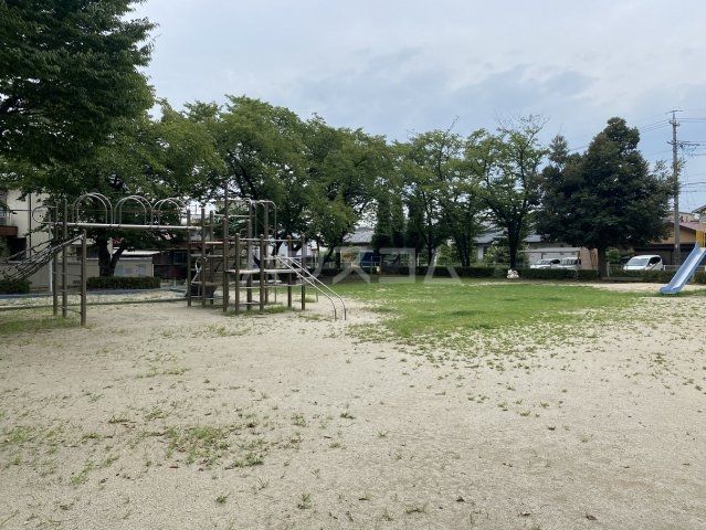 公園　十五丁公園（公園）まで526m