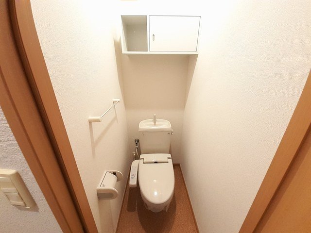 トイレ　コンパクトで使いやすいトイレです